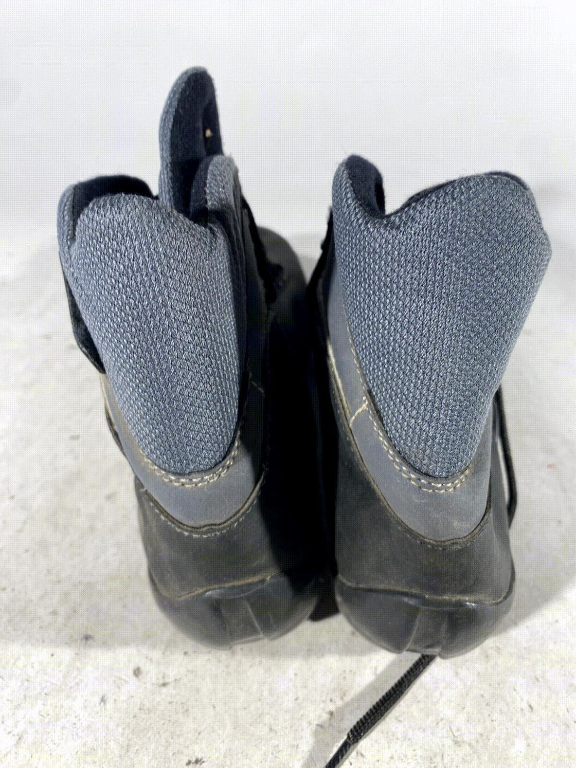 Salomon Touring Nordic Cross Country Ski Boots Size EU42 US8.5 SNS Profil