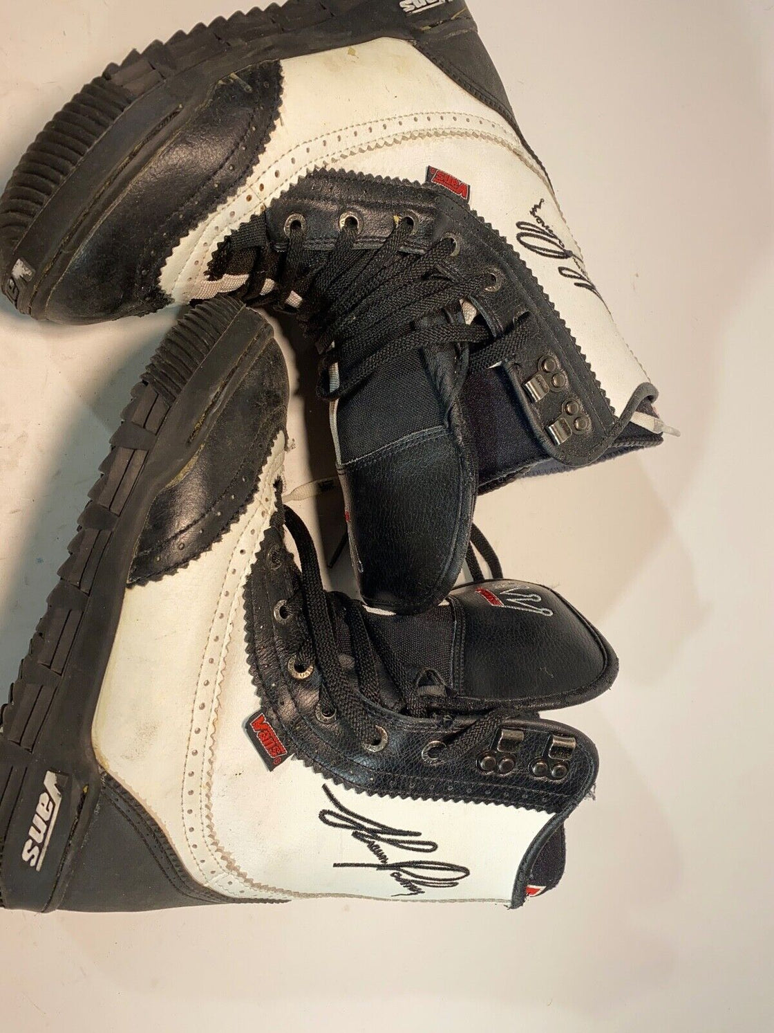VANS Vintage Snowboard Boots Size EU40, US8, UK7, Mondo 250 mm
