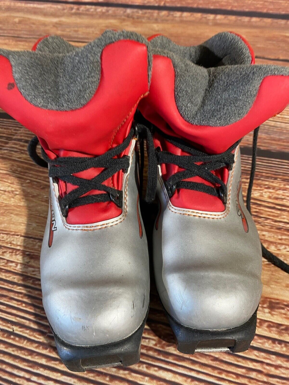 Salomon Snow Kids Cross Country Ski Boots Size EU33.5 US2.5 SNS Profil S90