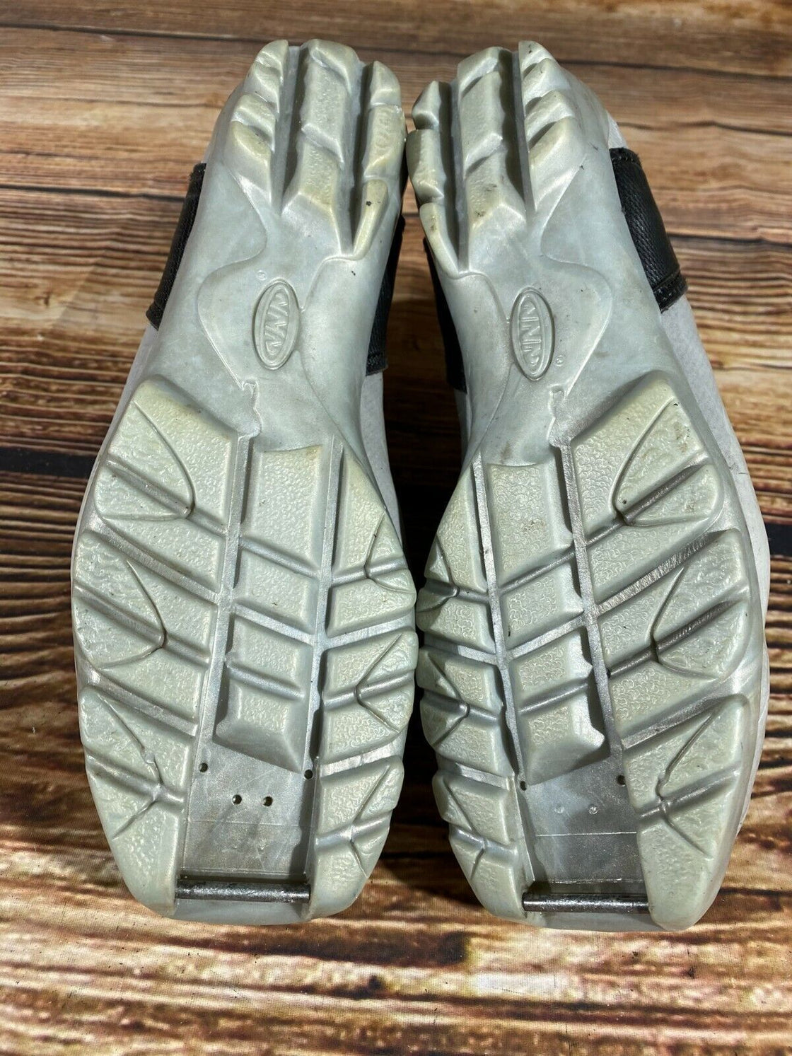 Alpina ST10 JR Nordic Cross Country Ski Boots Size EU38 US6 NNN