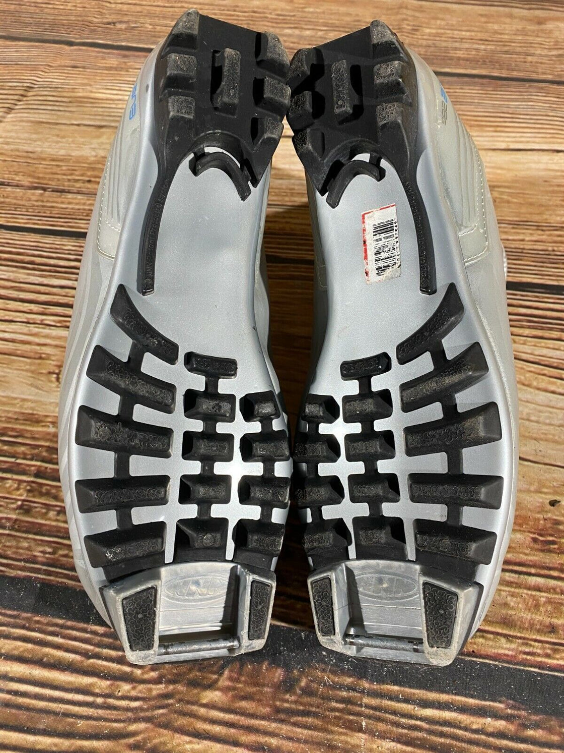 Alpina Eve 28G Nordic Cross Country Ski Boots Size EU40 US7.5 NNN bindings