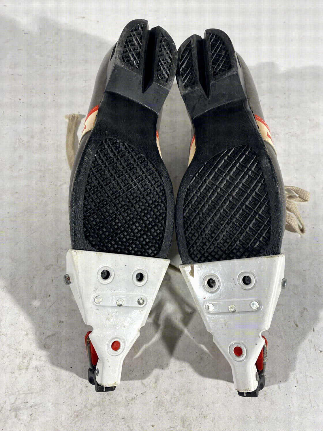 Botas Kids Vintage Cross Country Ski Boots Touring Norm 50mm 3pin Size EU32 U1.5