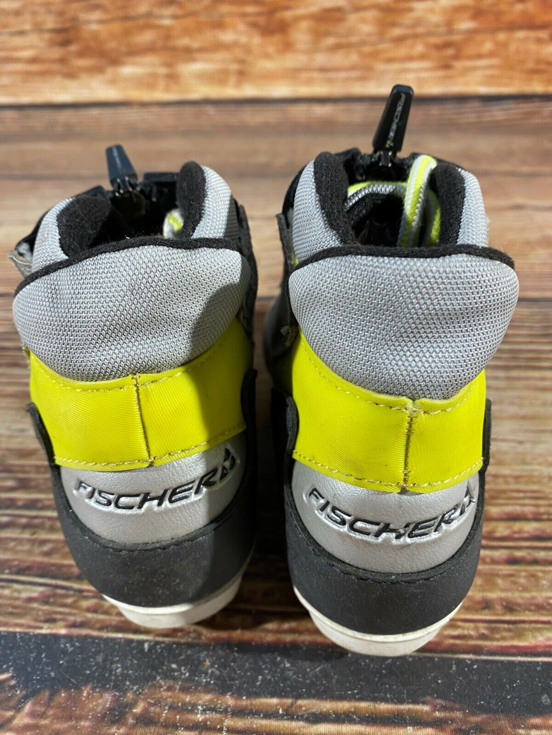 Fischer Kids Nordic Cross Country Ski Boots Size EU31 US12.5 SNS Profil F-346