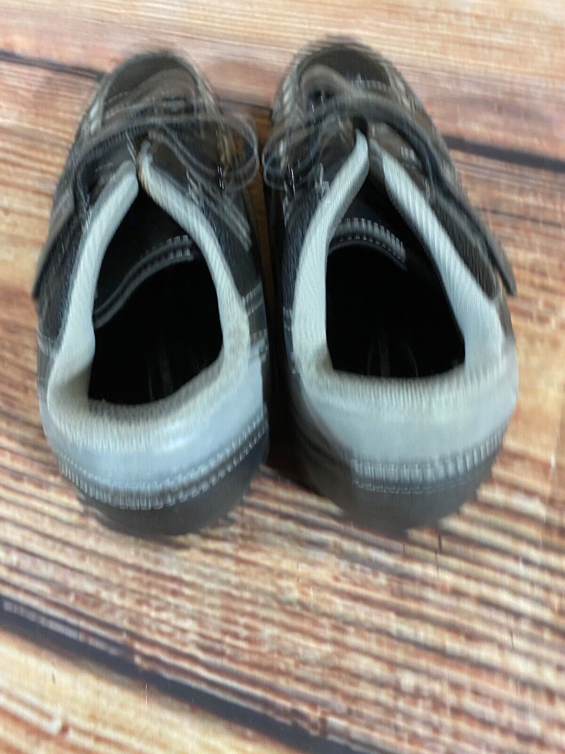 X-TRACT Road Cycling Shoes Size 3 Bolts EU41 US8 Mondo 258