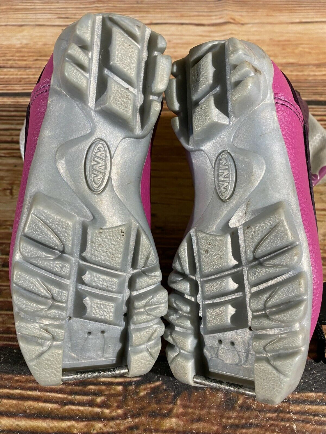 Alpina Frost Kids Nordic Cross Country Ski Boots Size EU25 US8.5 for NNN A-95