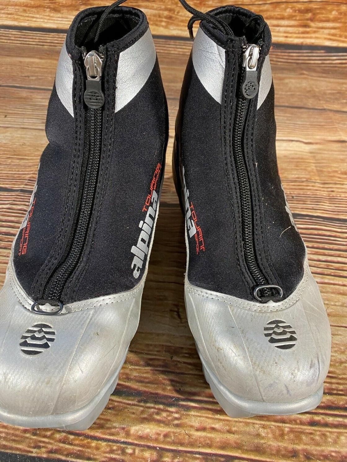 Alpina ST10 Nordic Cross Country Ski Boots Size EU38 US6 NNN bindings 796