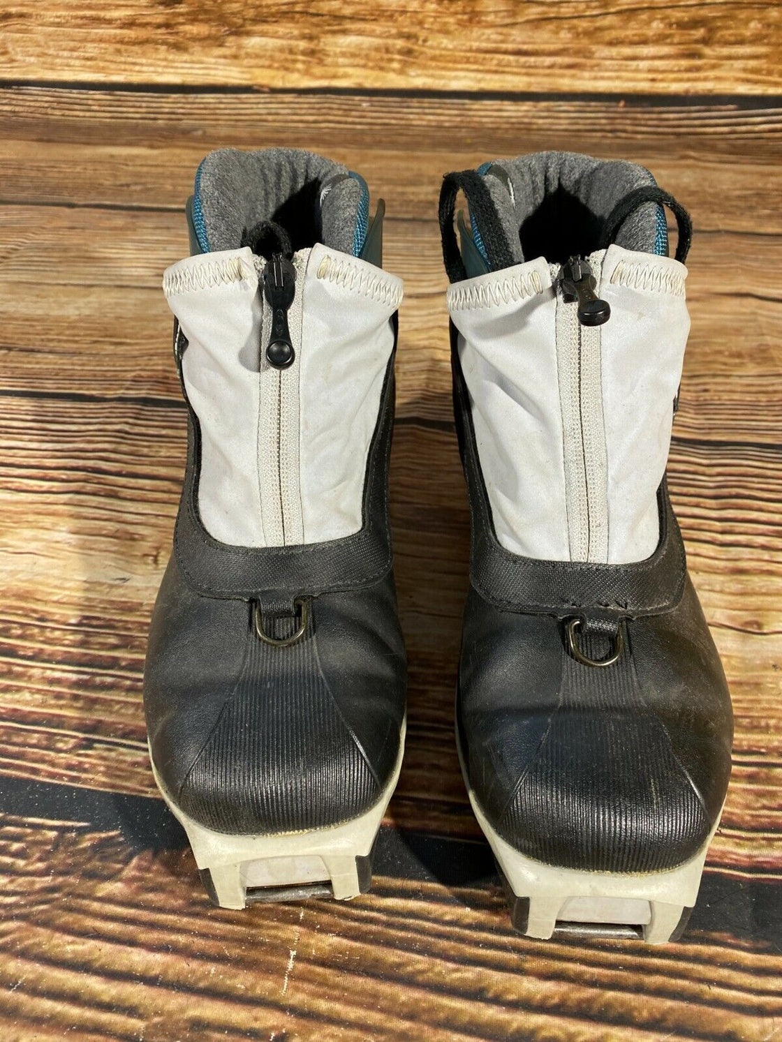 SALOMON Nordic Cross Country Ski Boots Size EU37 1/3 US6 for SNS Profil