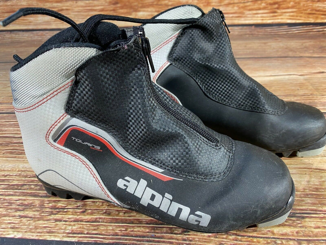 Alpina Touring Nordic Cross Country Ski Boots Size EU39 US7 NNN bindings 1008