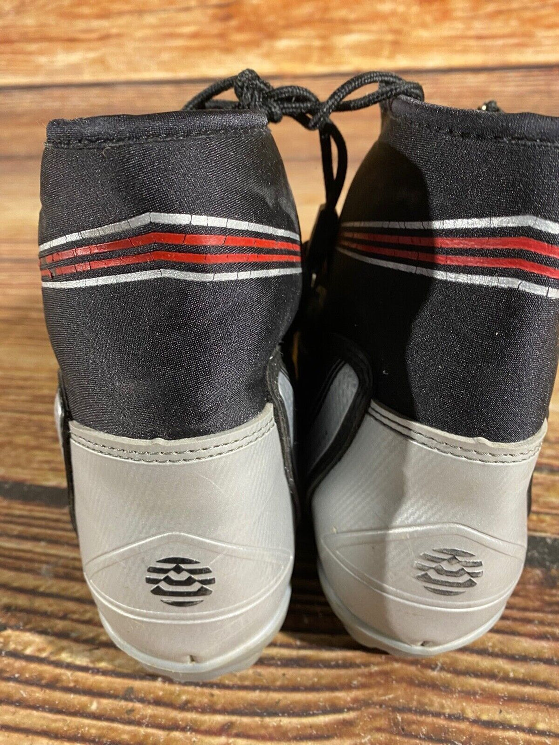 Alpina ST10 Nordic Cross Country Ski Boots Size EU37 US5 for NNN 875