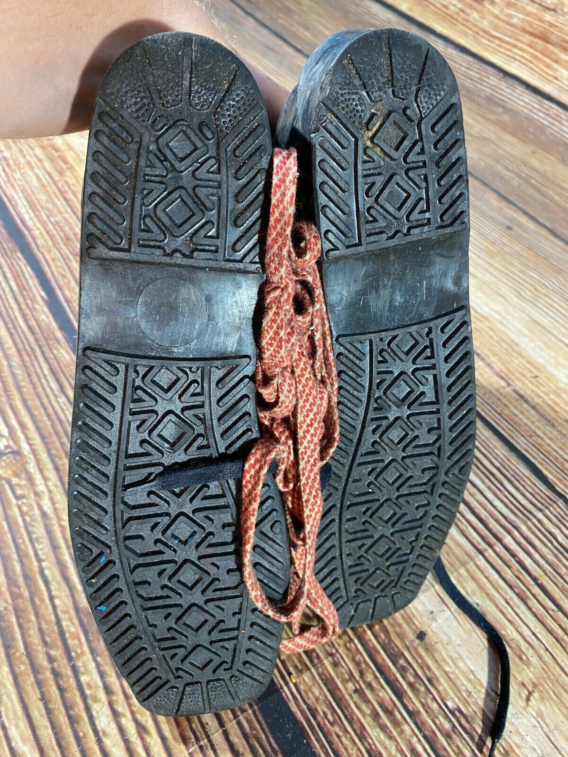 Vintage Alpine Ski Boots Downhill Skiing US5.5 UK4.5 Mondo 240 Cable Bindings