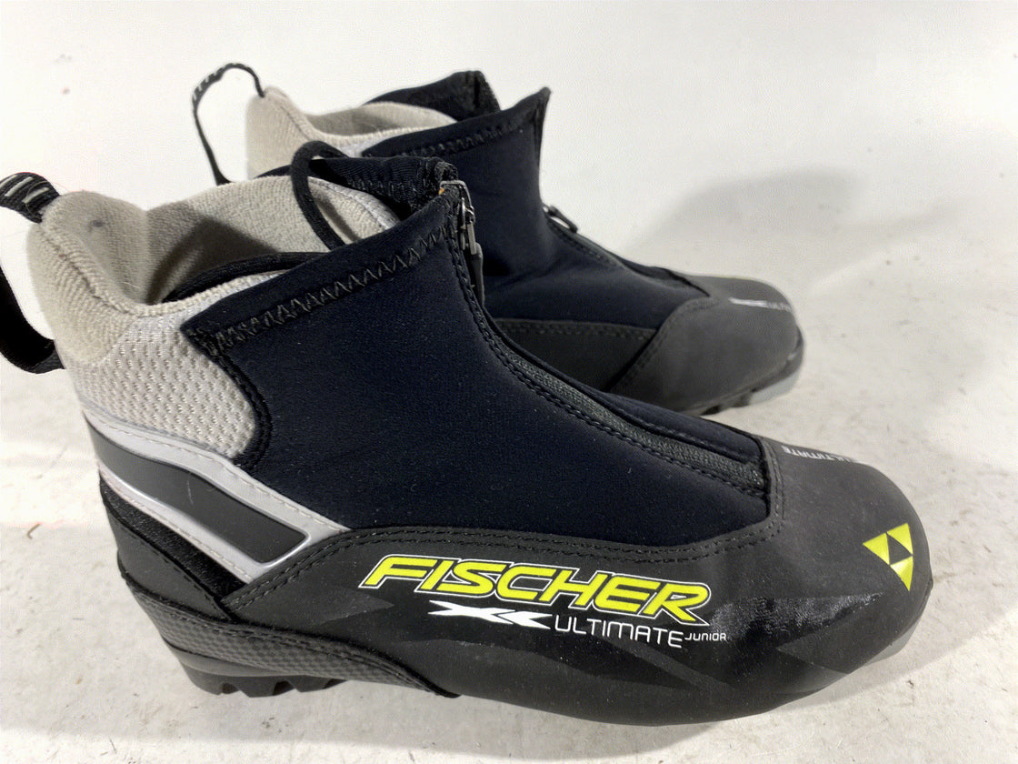 Fischer Ultimate Nordic Cross Country Classic Ski Boots Size EU39 US7 NNN 357