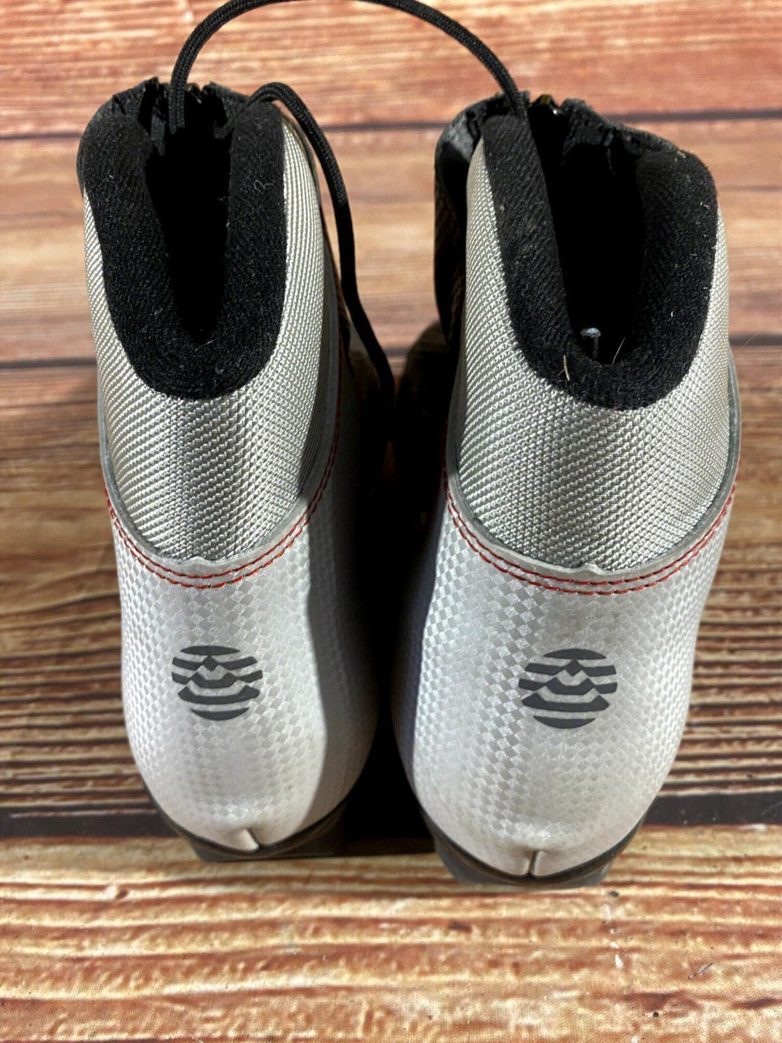 Alpina Touring Nordic Cross Country Ski Boots Size EU43 US9.5 for NNN