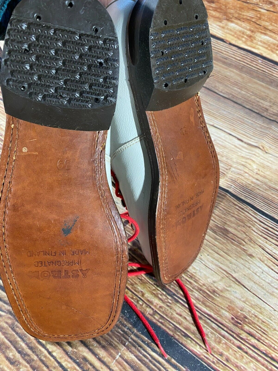 ASTROM Vintage Cross Country Ski Boots Kandahar Old Cable Bindings EU39 US6.5