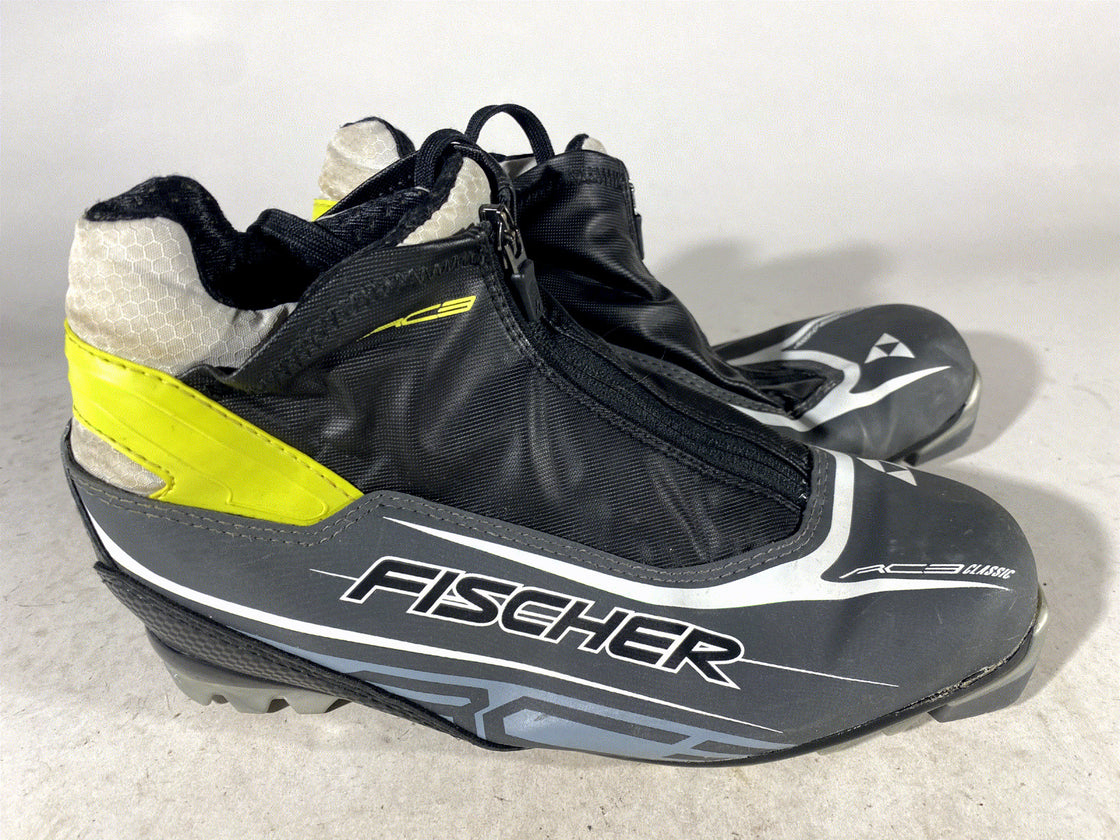 Fischer RC3 Classic Nordic Cross Country Ski Boots Size EU40 US7.5 NNN