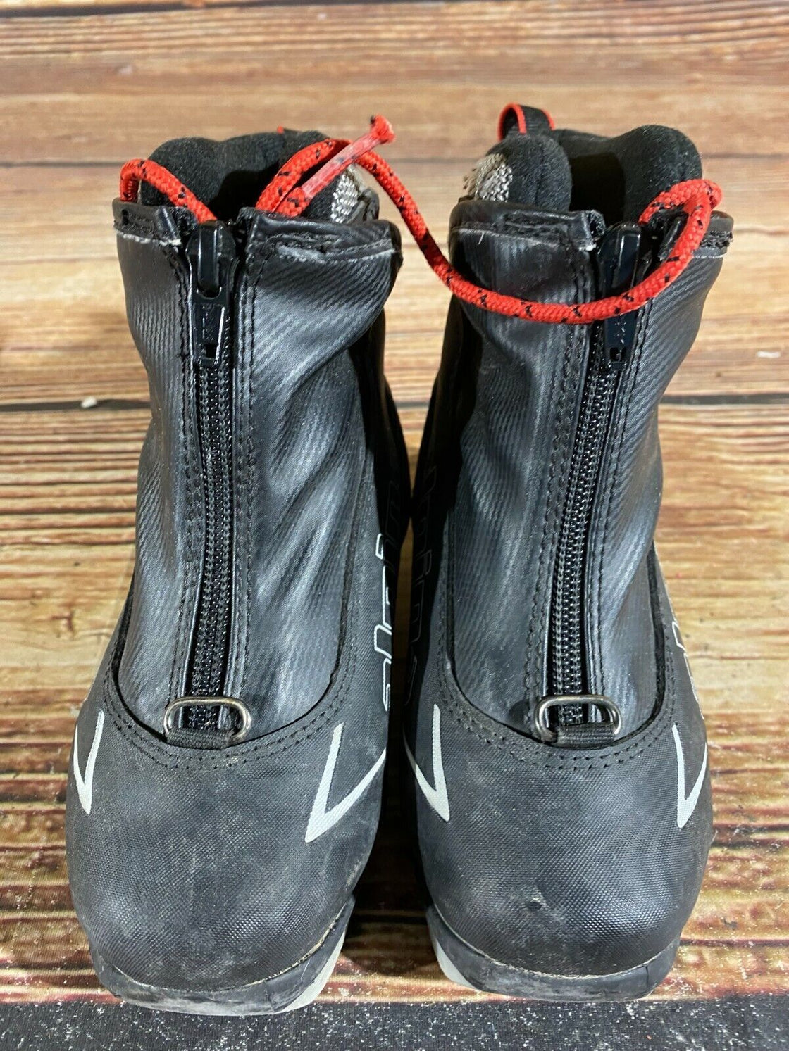 Alpina T5 Plu Kids Nordic Cross Country Ski Boots Size EU28 US10.5 for NNN A-196