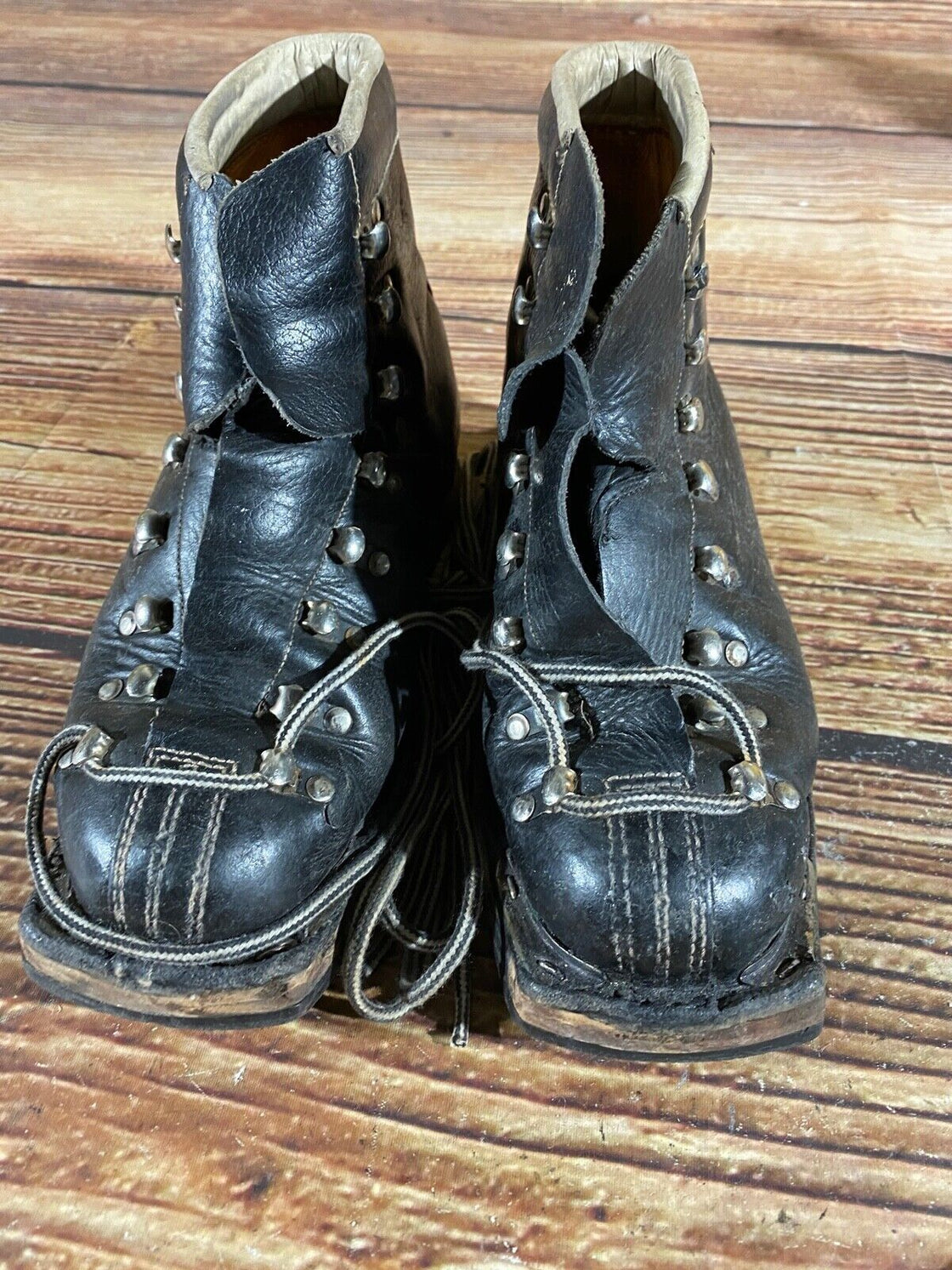 VAREGG Vintage Leather Alpine Ski Boots Cable Binding EU36, US4, Mondo 230