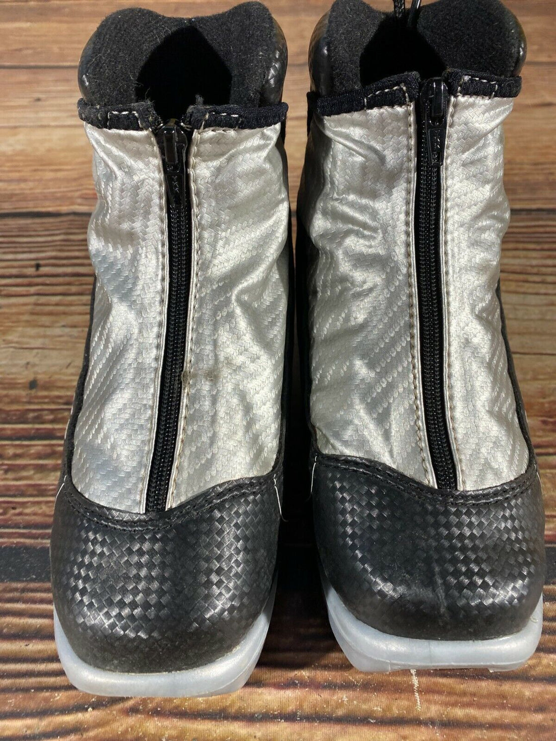 Madshus Super Race Jr Cross Country Ski Boots Size EU32 for NNN M-156