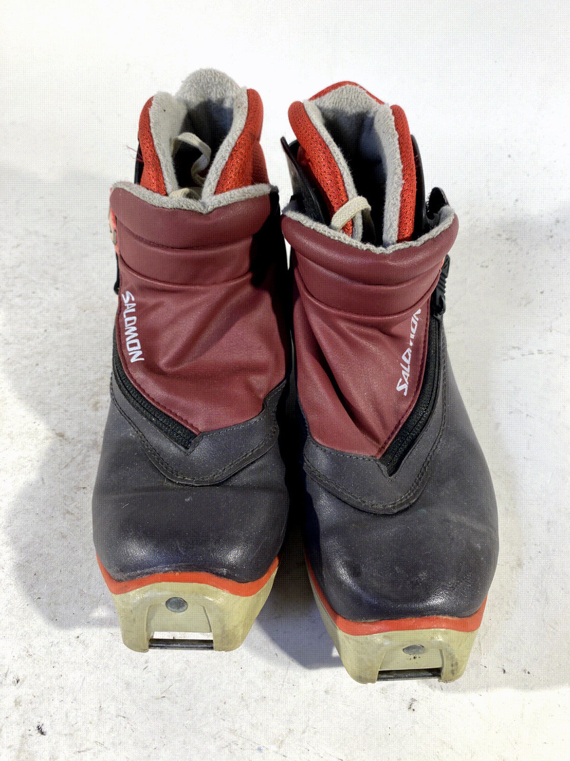 Salomon Classic Nordic Cross Country Ski Boots Size EU38 US6.5 SNS Profil 498