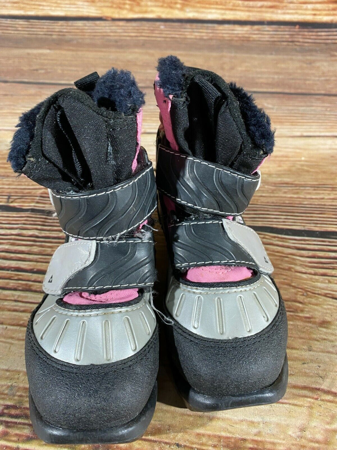 Fischer Snow Star Kids Nordic Cross Country Ski Boots Size EU26 US9 NNN F-155