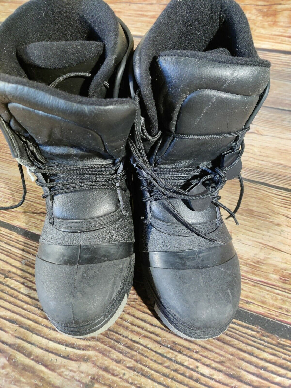 Snowboard Boots Size EU42, US9, UK8, Mondo 268 mm D