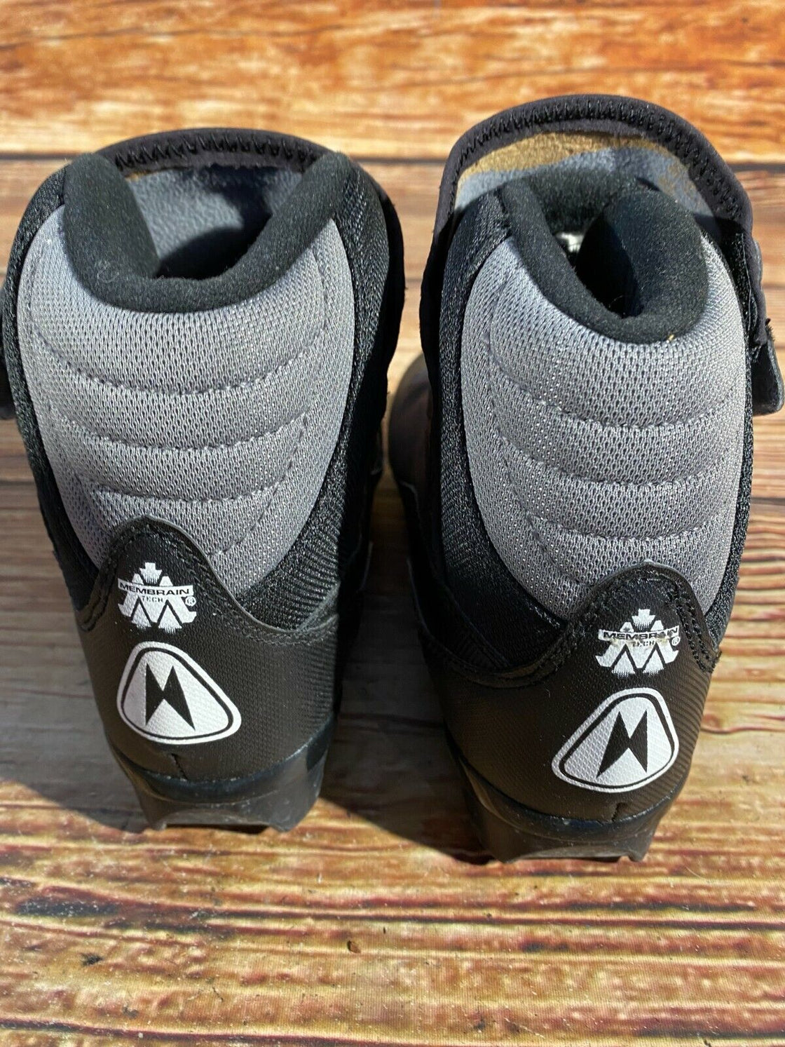 Madshus CT100 Cross Country Ski Boots Size EU39 US6 for NNN