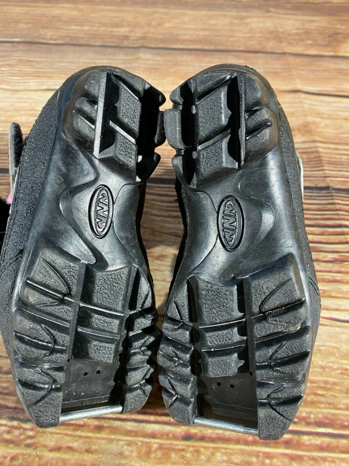 Fischer Snow Star Kids Nordic Cross Country Ski Boots Size EU26 NNN F-13