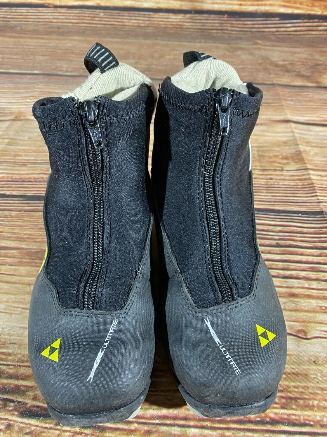 Fischer Ultimate Kids Nordic Cross Country Ski Boots Size EU34 NNN F-148