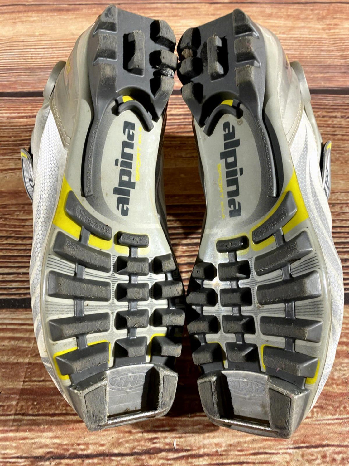 Alpina Eve30S Nordic Cross Country Ski Boots Size EU40 US7.5 for NNN