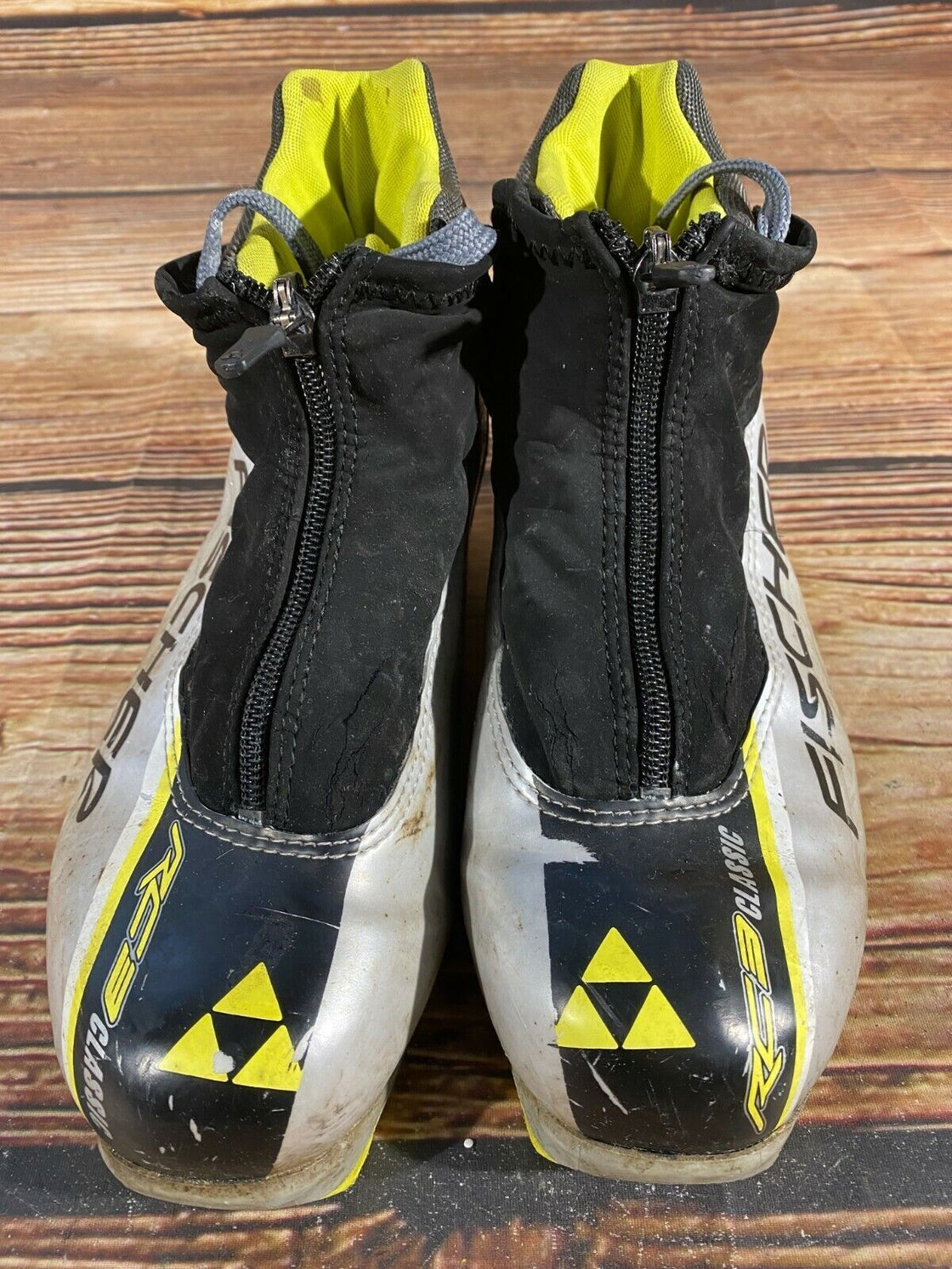 Fischer RC3 Classic Nordic Cross Country Ski Boots Size EU38 US6 NNN