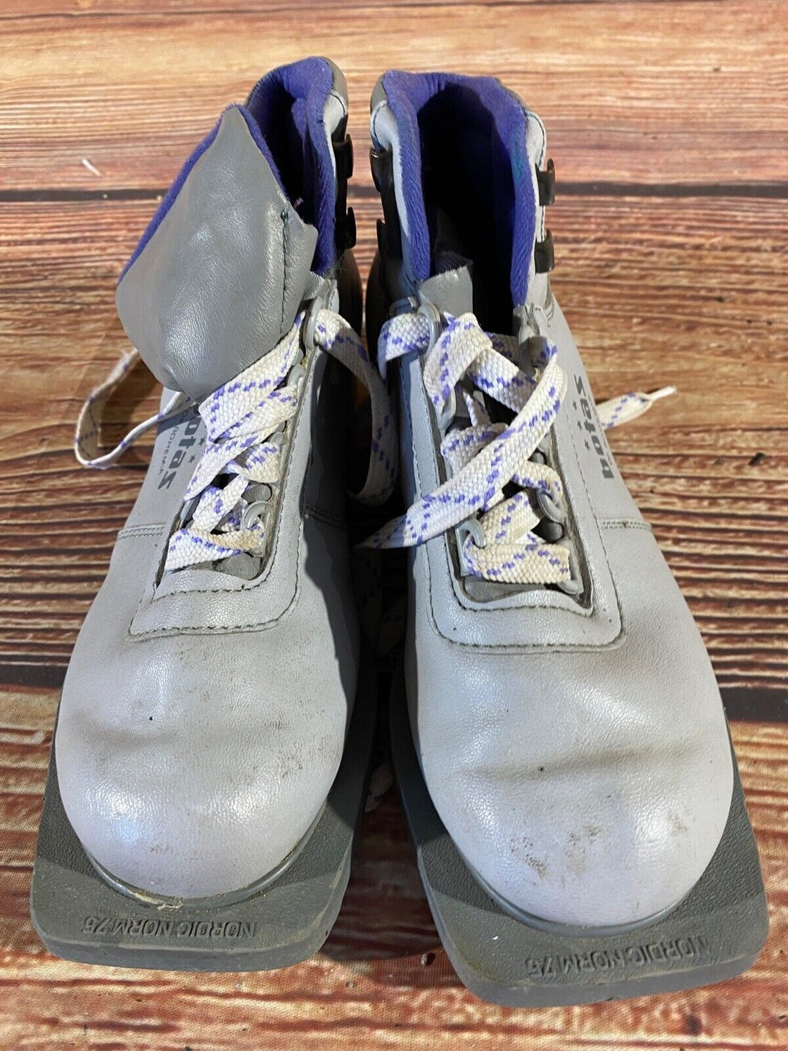 Botas Retro Vintage Cross Country Nordic Norm Ski Boots Size EU38 US6 NN 75mm