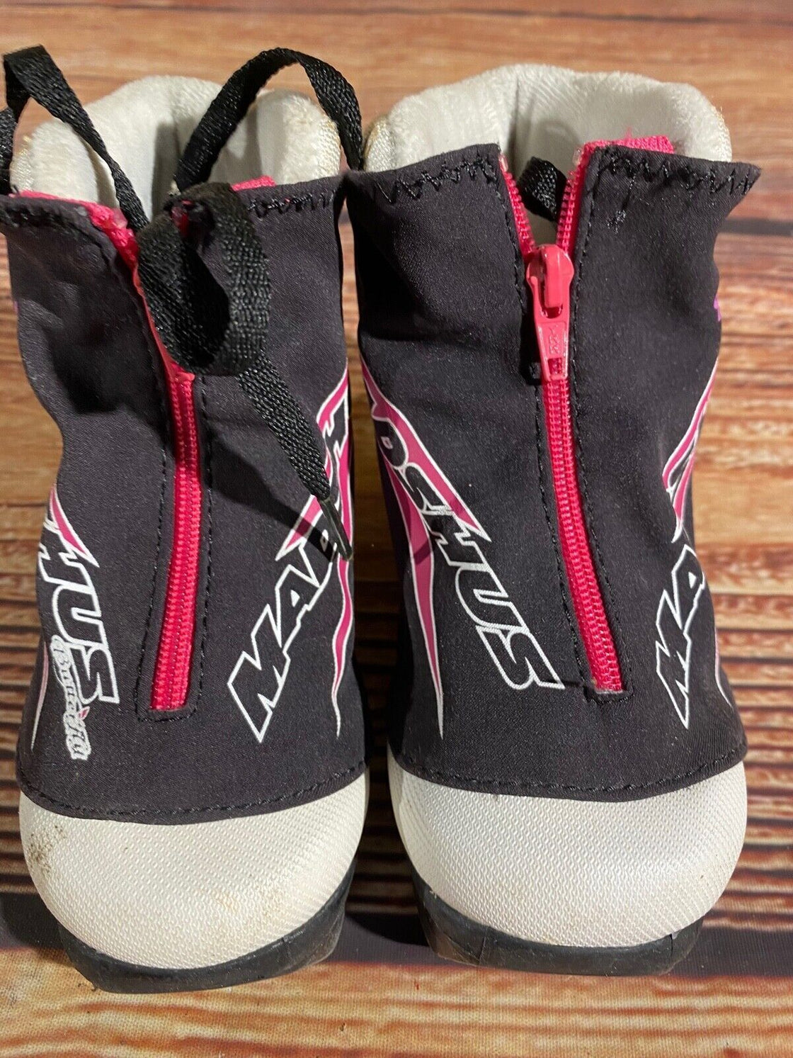 Madshus Burerfly Kids Nordic Cross Country Ski Boots Size EU26 US9 NNN M188