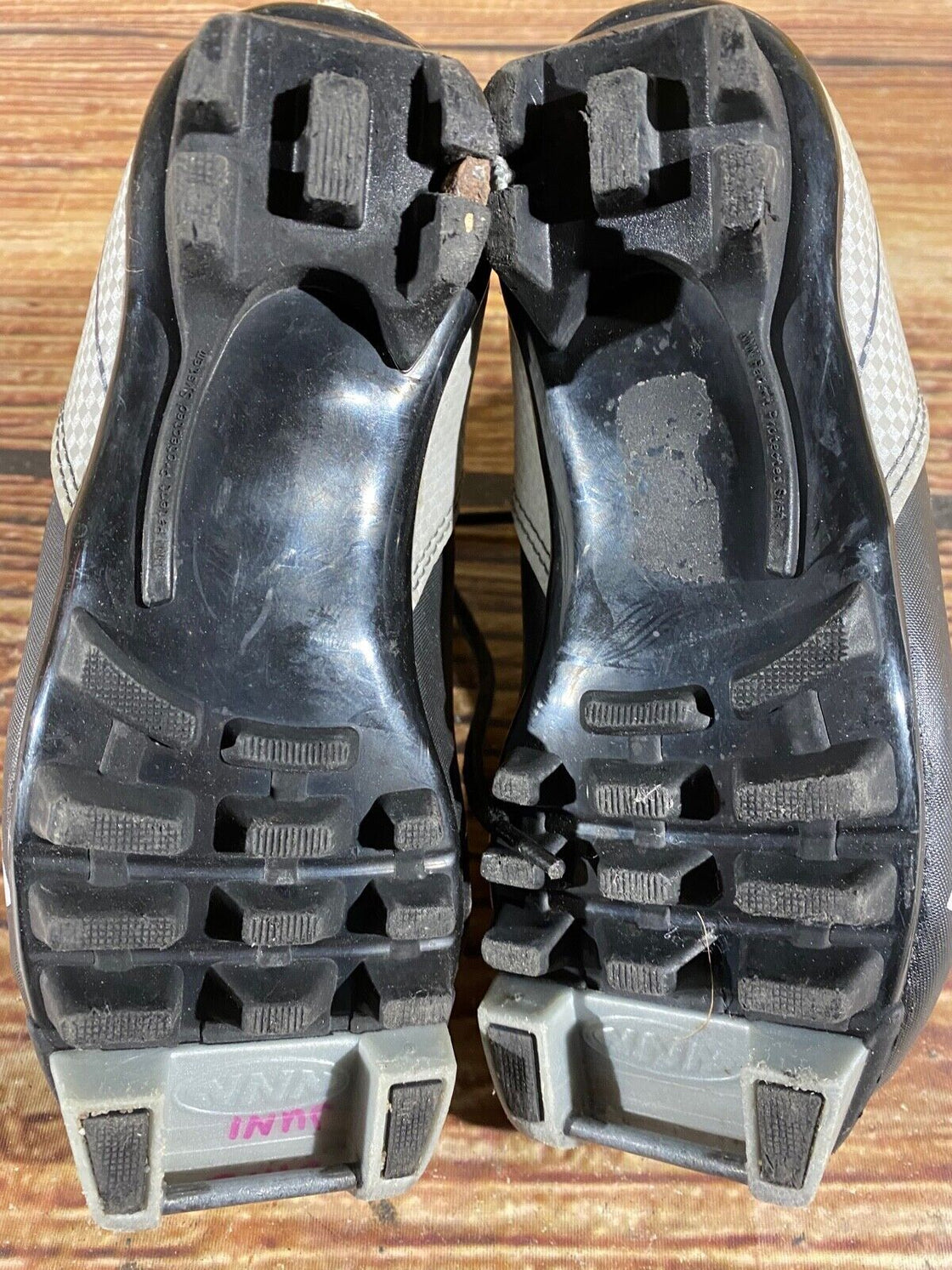Alpina Touring Kids Nordic Cross Country Ski Boots Size EU29 US11 NNN A-726