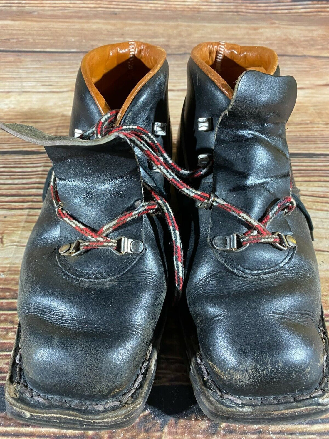 Suveren Telemark Nordic Norm Cross Ski Boots Size EU38 US6 NN 75mm