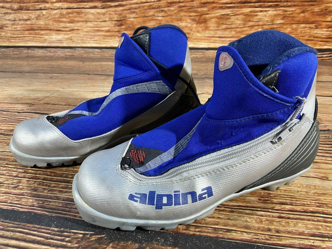 Alpina ST11 jr Nordic Cross Country Ski Boots Size EU39 US7 NNN bindings