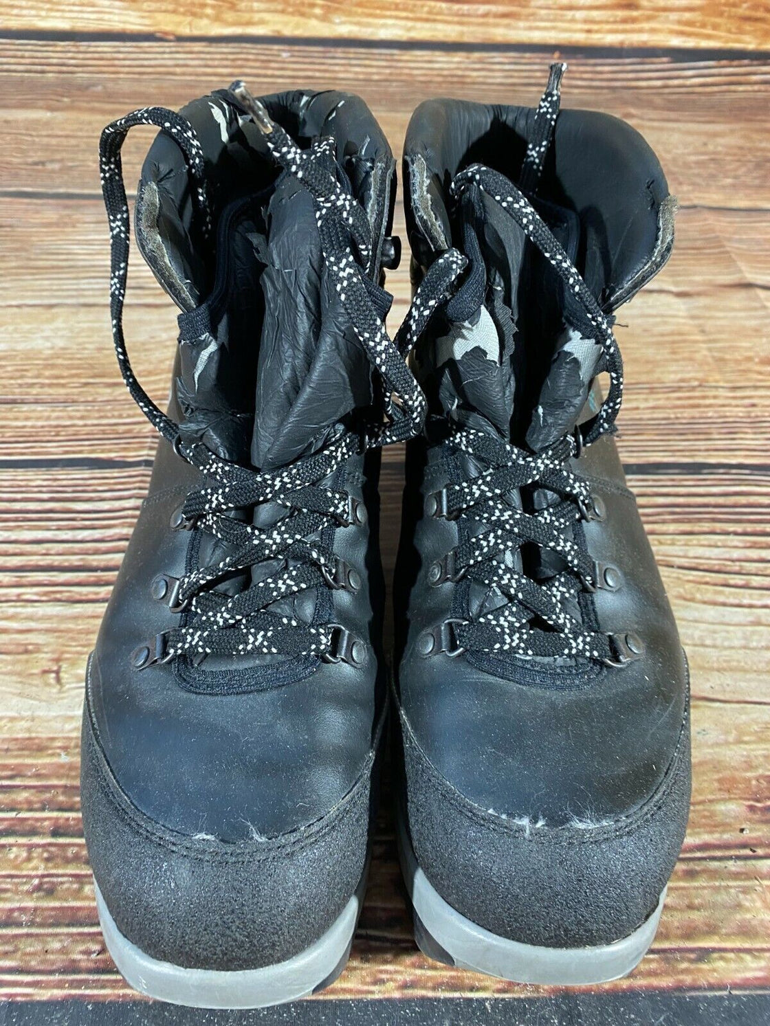 Alpina Alpitex Nordic Cross Country Ski Boots Size EU43 US9.5 NNN BC bindings