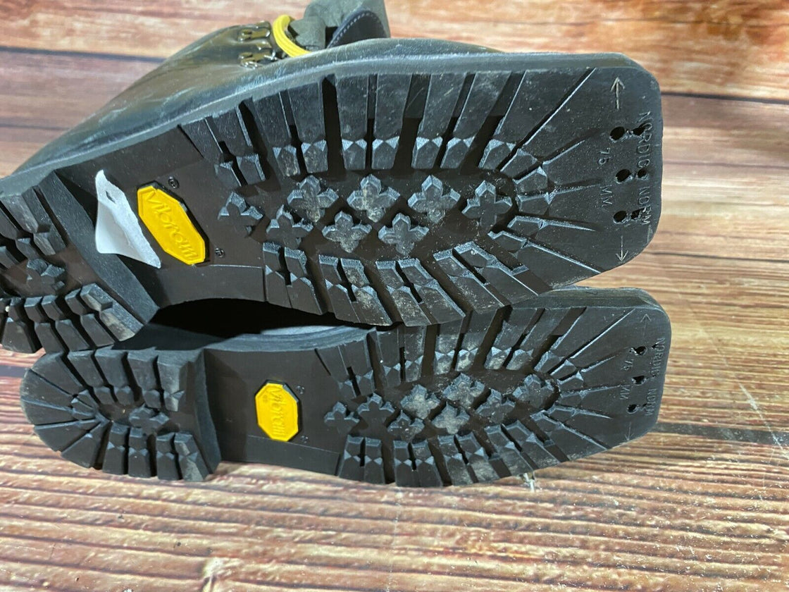 Asolo Snowfield Telemark Nordic Ski Boots US6.5, MONDO 248 for 75mm 3pin