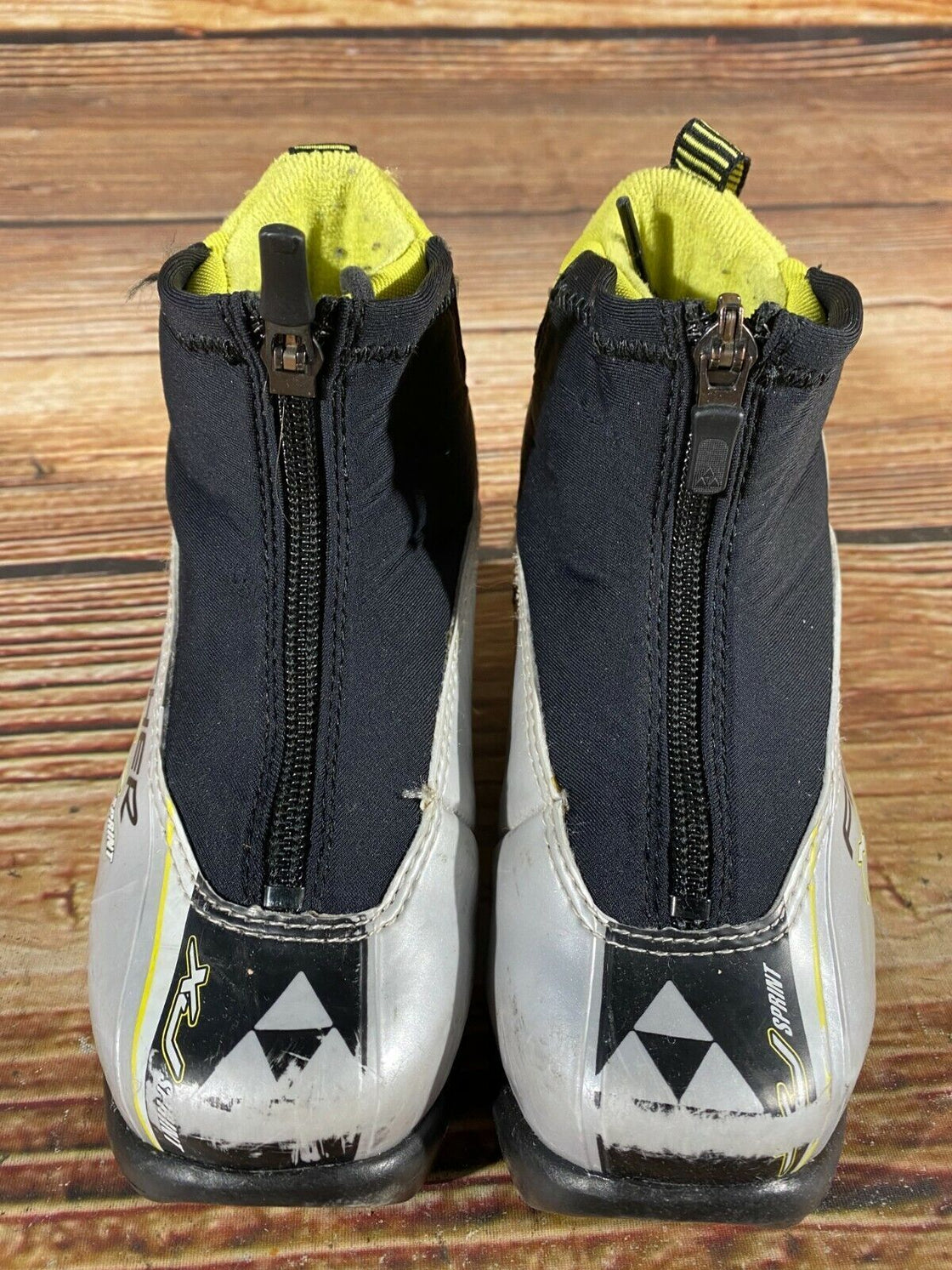 Fischer XJ Sprint Kids Nordic Cross Country Ski Boots Size EU28 US10.5 NNN F-230