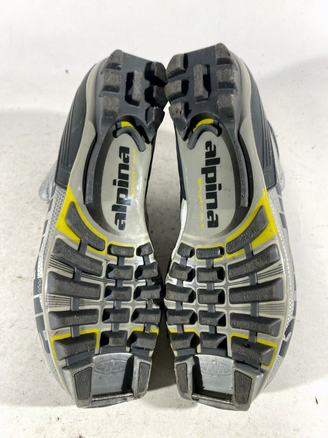 Alpina SR20 Nordic Cross Country Ski Boots Size EU42 US9 NNN bindings 517