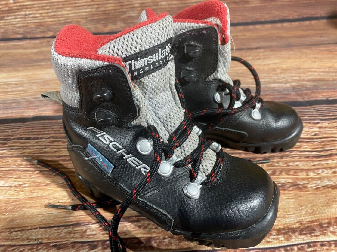 Fischer  Kids Nordic Cross Country Ski Boots Size EU25 US8.5 NNN F-422