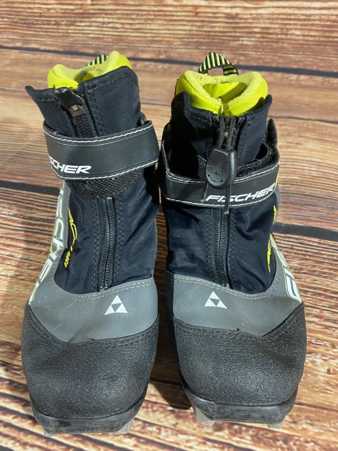 Fischer RCJ Race Nordic Cross Country Ski Boots Kids Size EU35 US3.5 NNN F-491