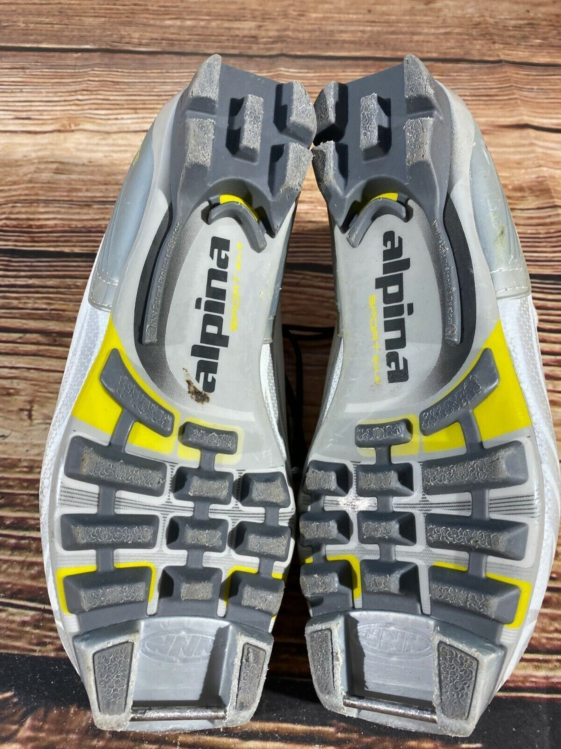 Alpina Eve20S Nordic Cross Country Ski Boots Size EU37 US5 NNN bindings 592