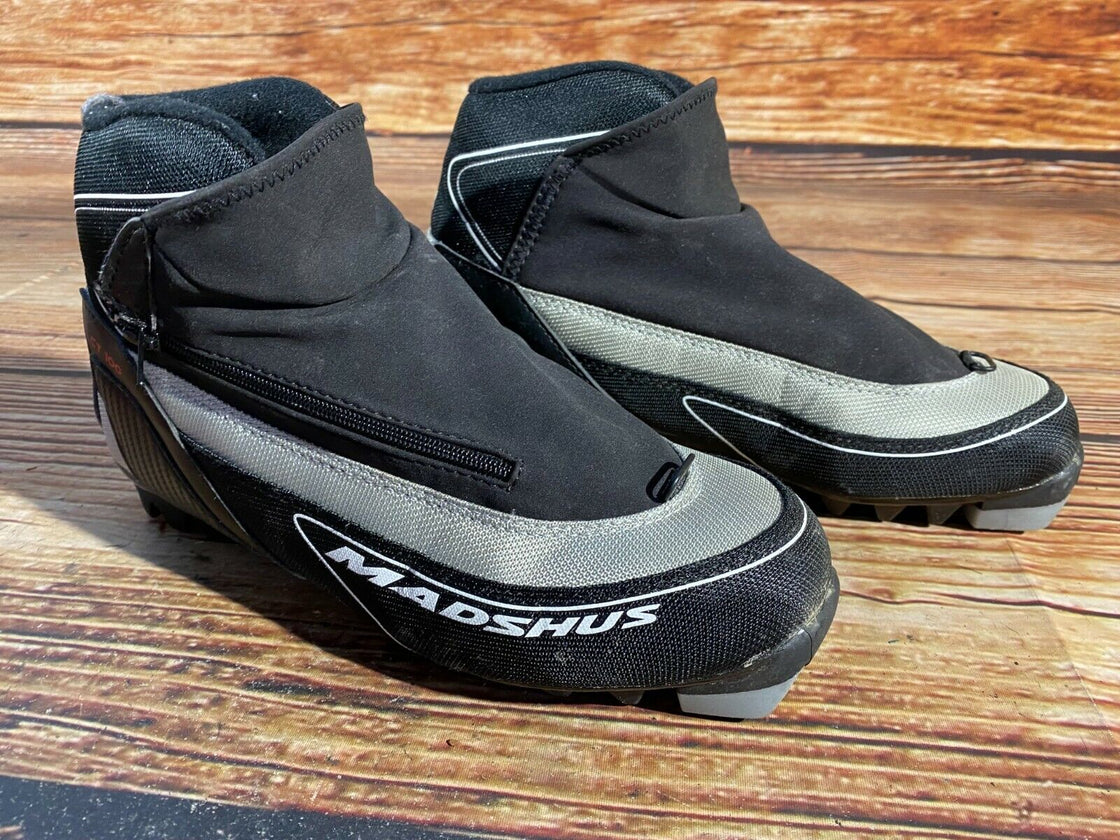 Madshus CT100 Cross Country Ski Boots Size EU39 US6 for NNN
