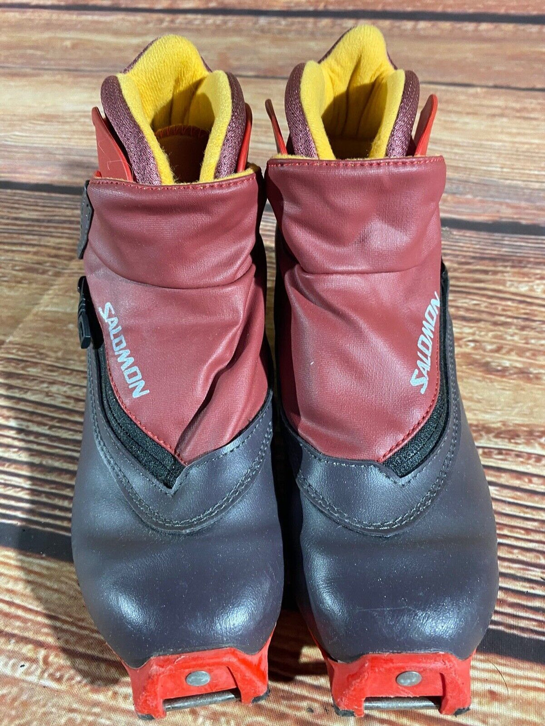 Salomon Nordic Cross Country Ski Boots Size EU37 1/3 US5 SNS Profil