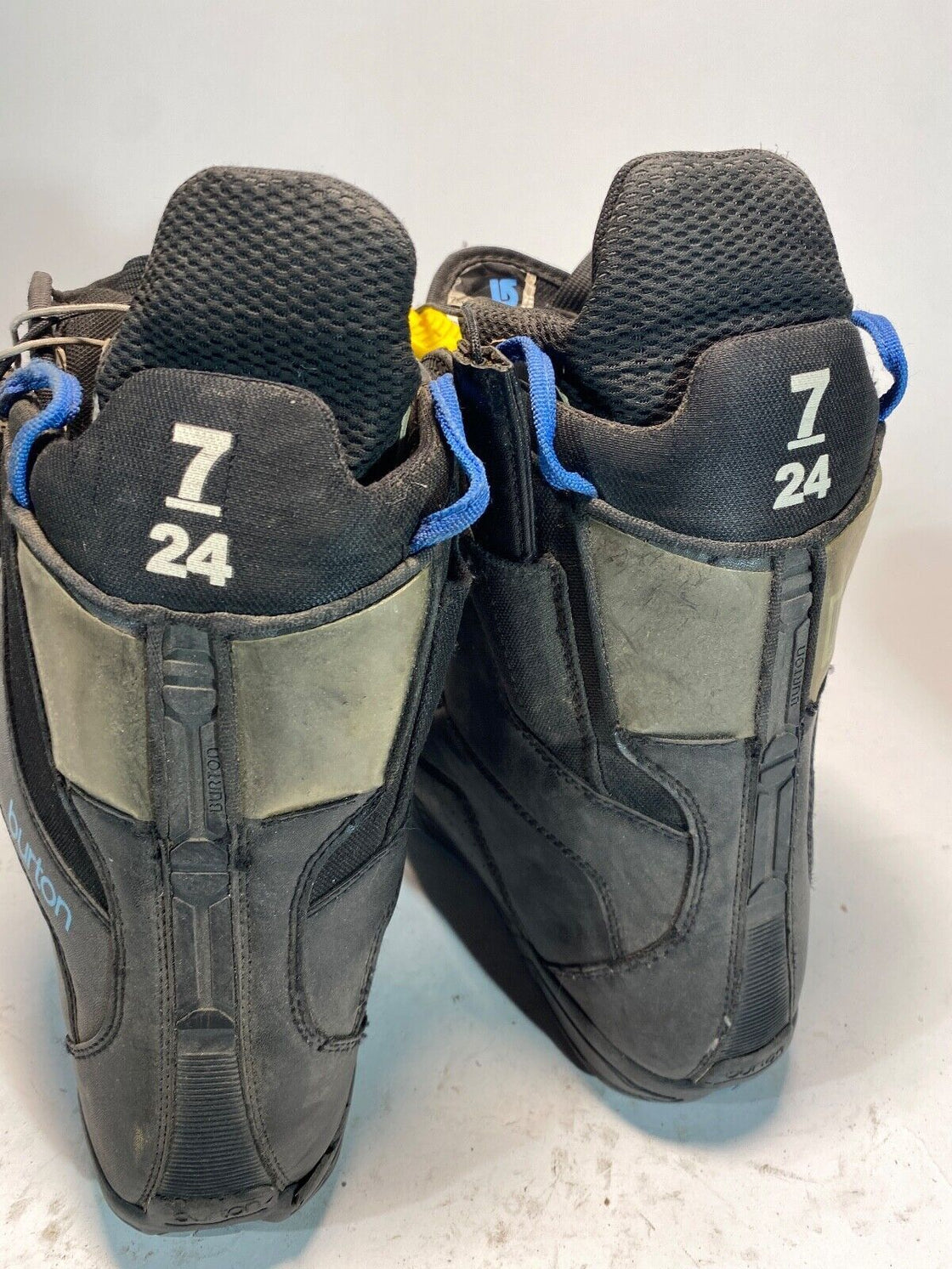BURTON Snowboard Boots Ladies Size EU38, US7, UK5, Mondo 242 mm