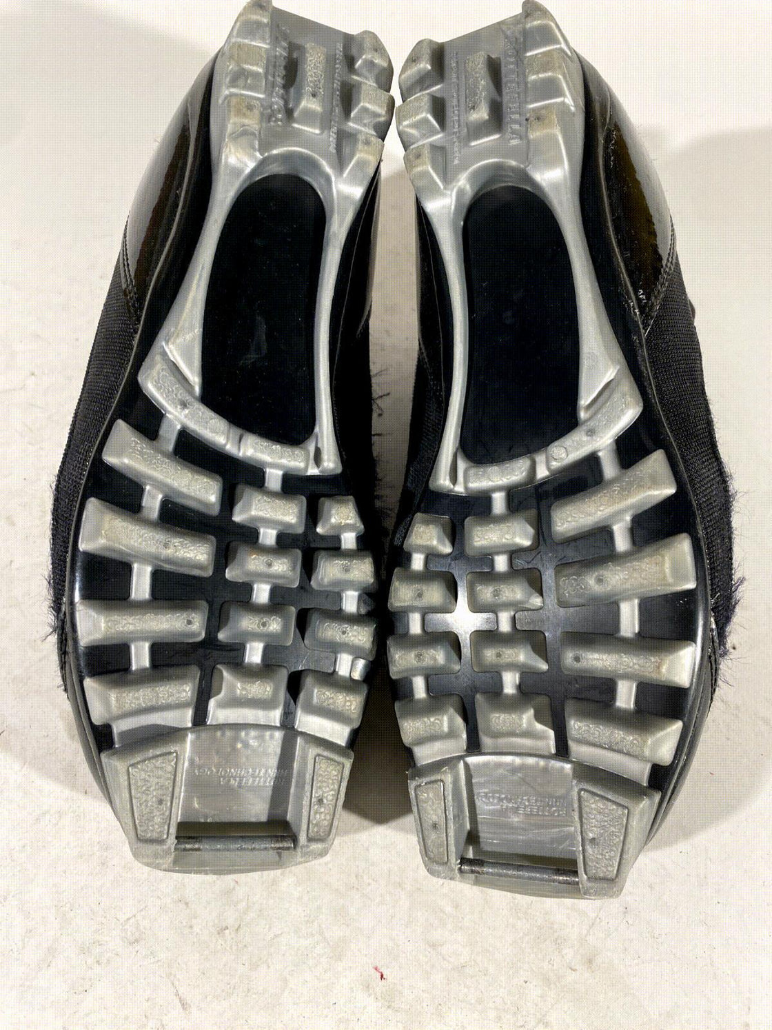 Madshus Hyper C Nordic Cross Country Ski Boots Size EU39 US6 for NNN