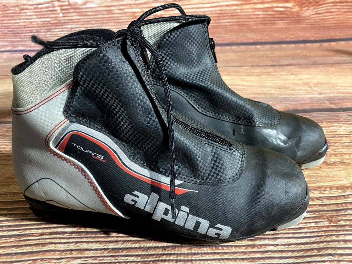 Alpina Touring Nordic Cross Country Ski Boots Size EU41 US8 for NNN 1022