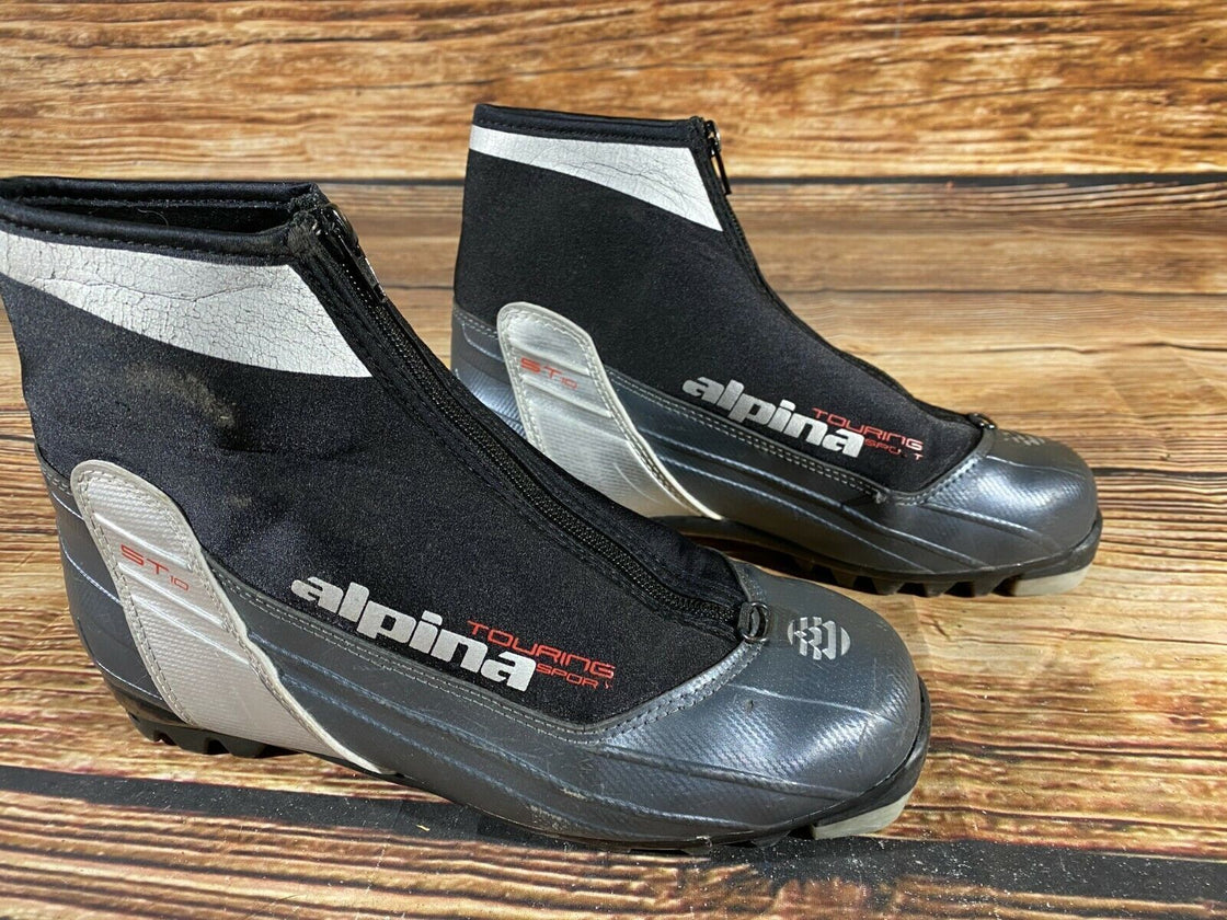 Alpina ST10 Nordic Cross Country Ski Boots Size EU40 US7.5 NNN bindings 572