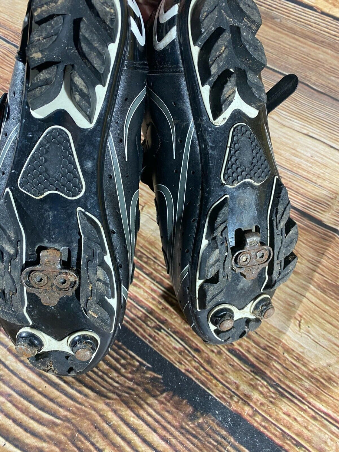 VENTOUX Cycling MTB Shoes Mountain Biking Boots Size EU 41 with SPD Cleats
