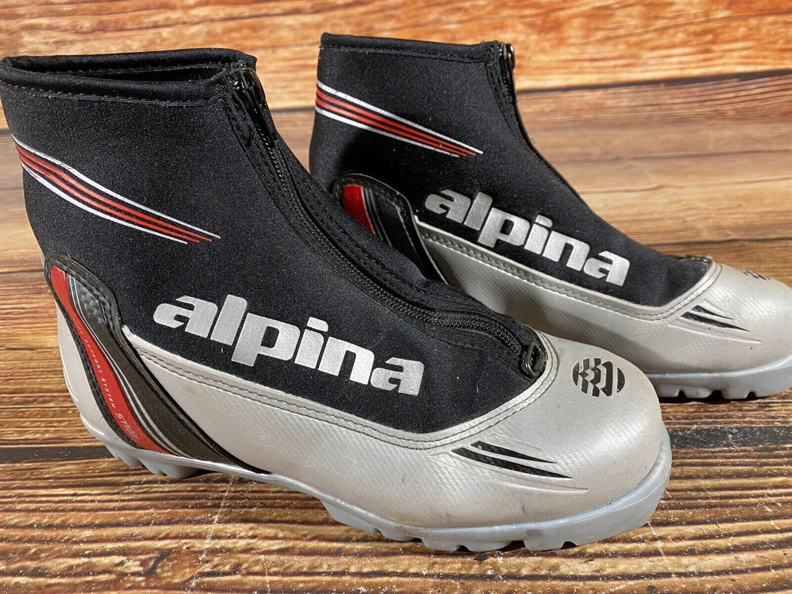 Alpina ST10 Nordic Cross Country Ski Boots Size EU38 US6 for NNN 633