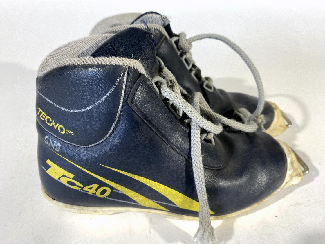 Tecno TC40 Cross Country Ski Boots Kids Size EU32 US12 for SNS Old Bindings 1215